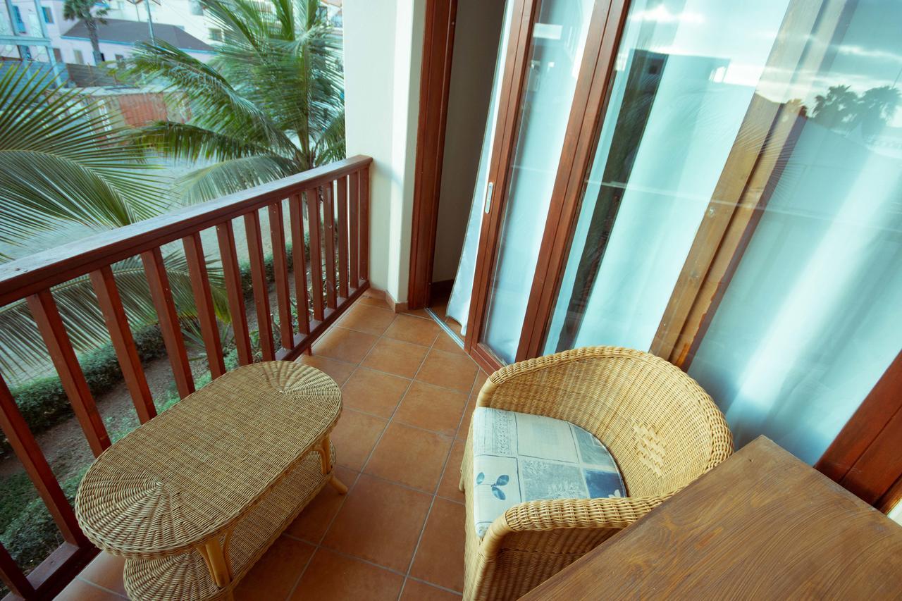 Gest Plain Apartments Santa Maria Bagian luar foto