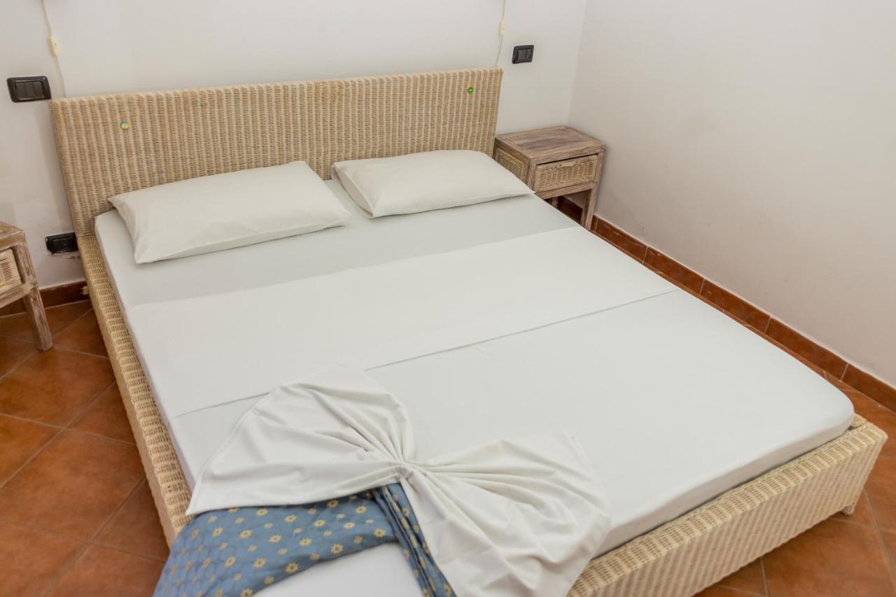 Gest Plain Apartments Santa Maria Bagian luar foto