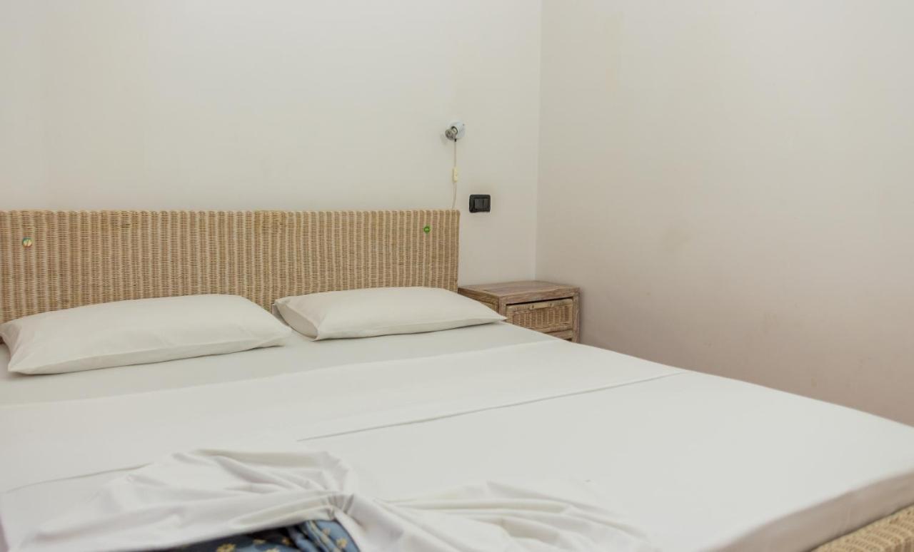 Gest Plain Apartments Santa Maria Bagian luar foto
